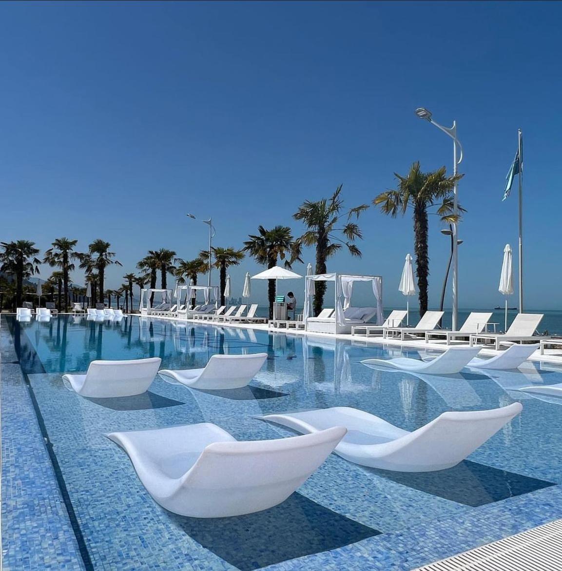 Cемейный Номер С Балконом На 4 Чел Dreamland Oasis Chakvi Exteriér fotografie